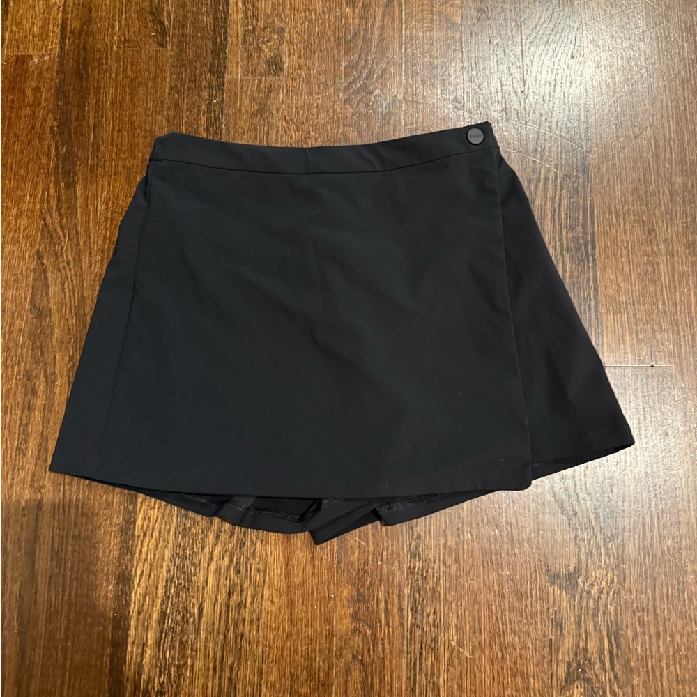 Vuori Black Skort XS